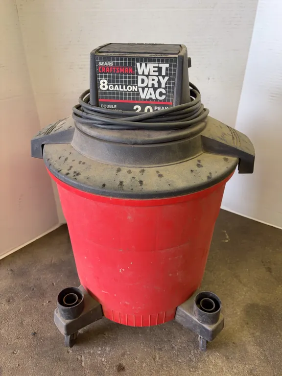 Sears Craftsman 8 Gallon Wet Dry Vac 2.0 Peak HP