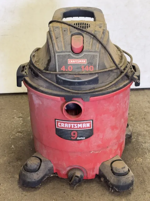 Craftsman 9 Gallon 4.0 Peak HP Wet Dry Vacuum Model 113.177420
