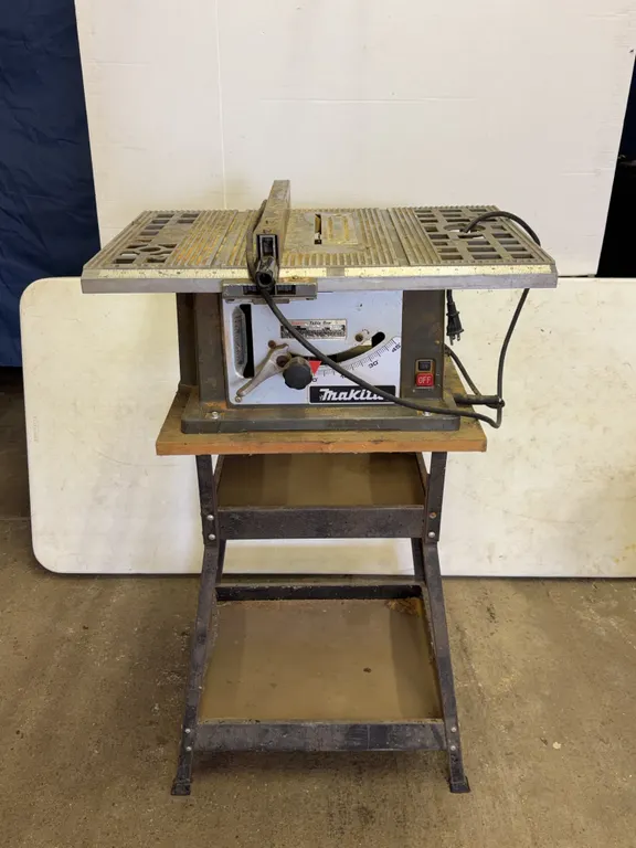 Makita Model 2708 Table Saw on Iron Horse Stand