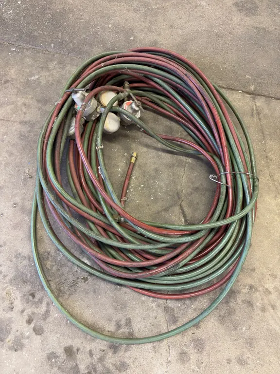 Smith Equipment Oxy-Acetylene Regulators With Dual Hose Set