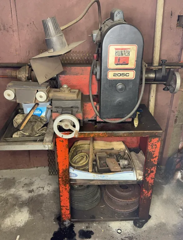 Hunter 205C Brake Lathe with Stand and Tooling Accessories