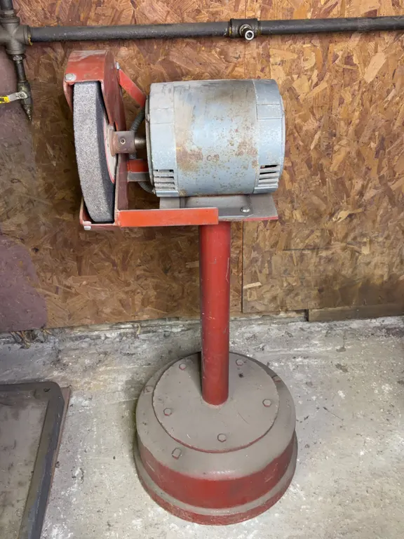 Marathon Electric 3 HP Pedestal Mounted Grinder Buffer