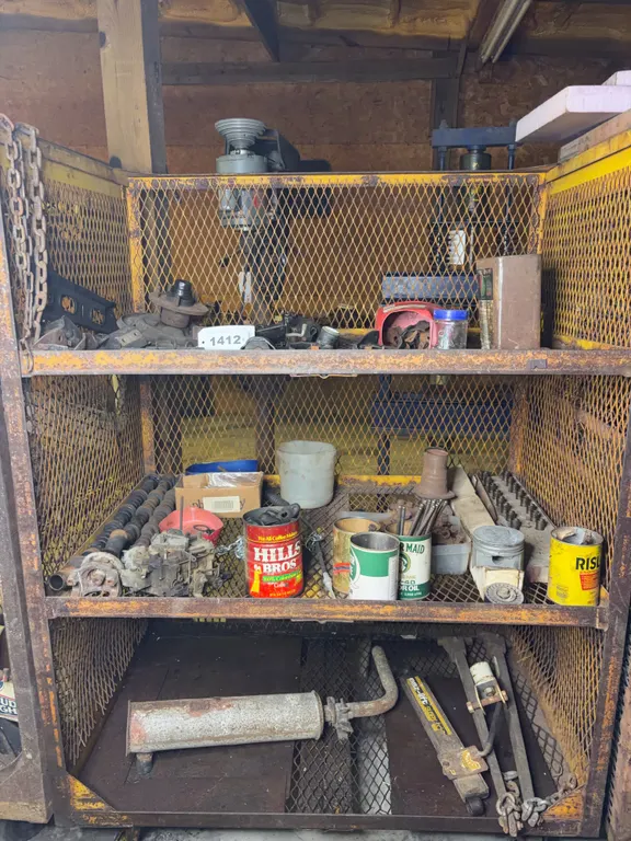 Assorted Automotive Engine Parts With Eaz-Lift Sway Control