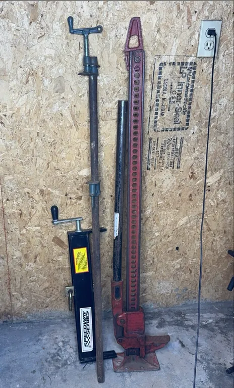 Farm Jack Speedway Series Trailer Jack and Pipe Clamp