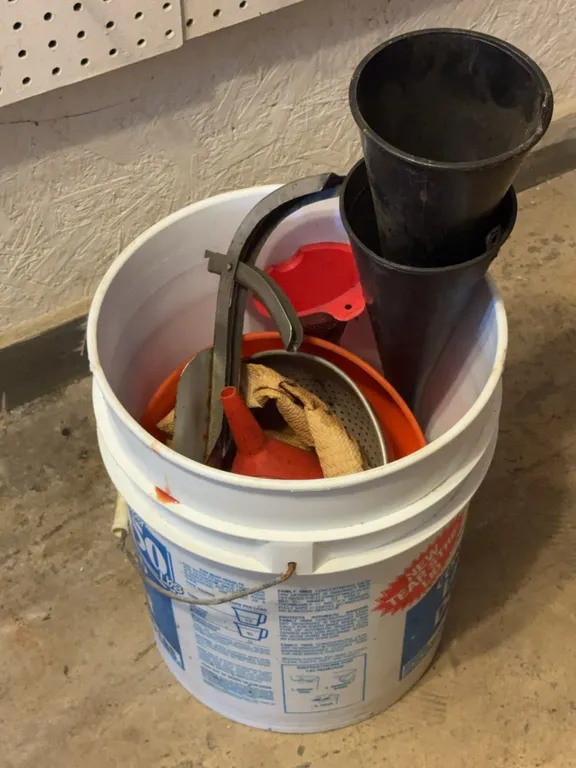 Automotive Oil Service Lot With Self-Piercing Can Spout Funnels