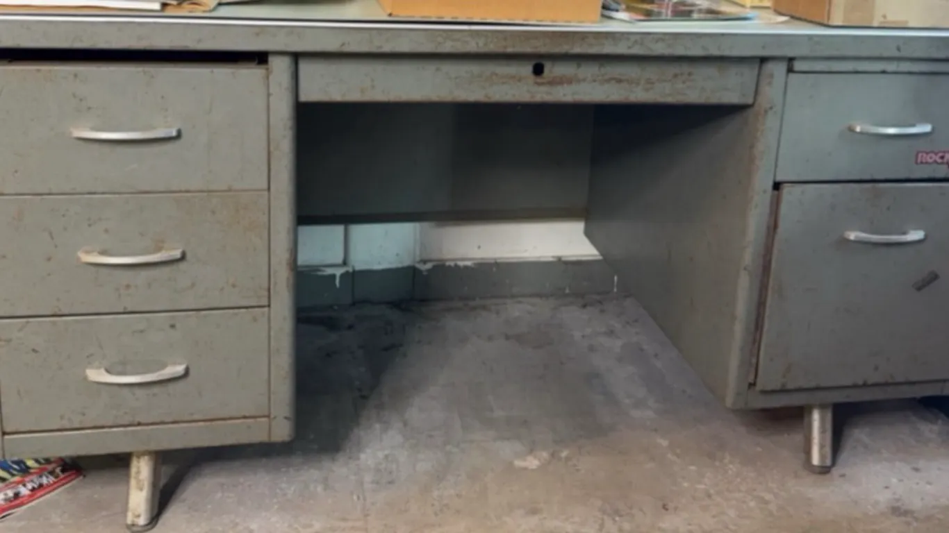 Mid Century Modern Steelcase Industrial Double Pedestal Tanker Desk