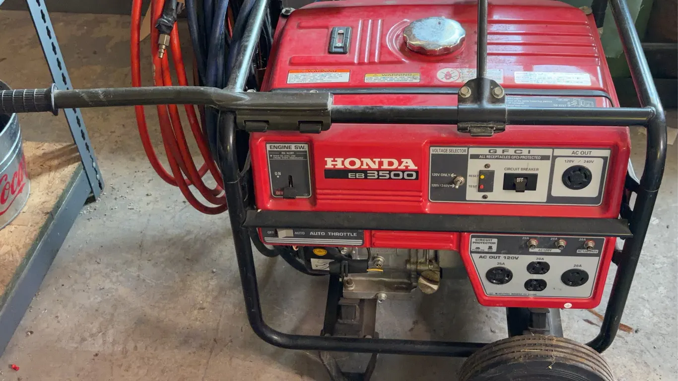 Honda EB3500 Portable Gas Generator with Hose and Cables