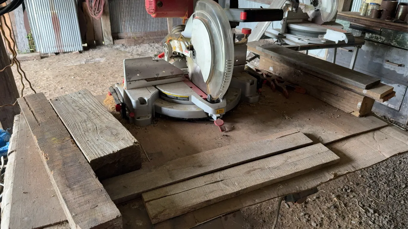 Craftsman 15 Amp 12-Inch Dual Bevel Compound Miter Saw