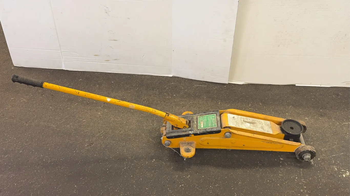 Chieftain Automotive Products 2-Ton Hydraulic Trolley Floor Jack
