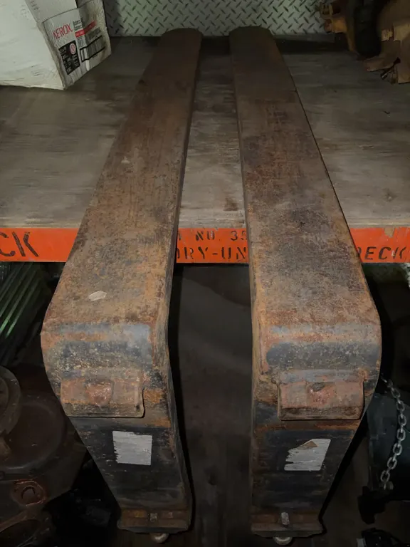 Pair of Heavy Duty Industrial Forklift Forks with Locking Pins