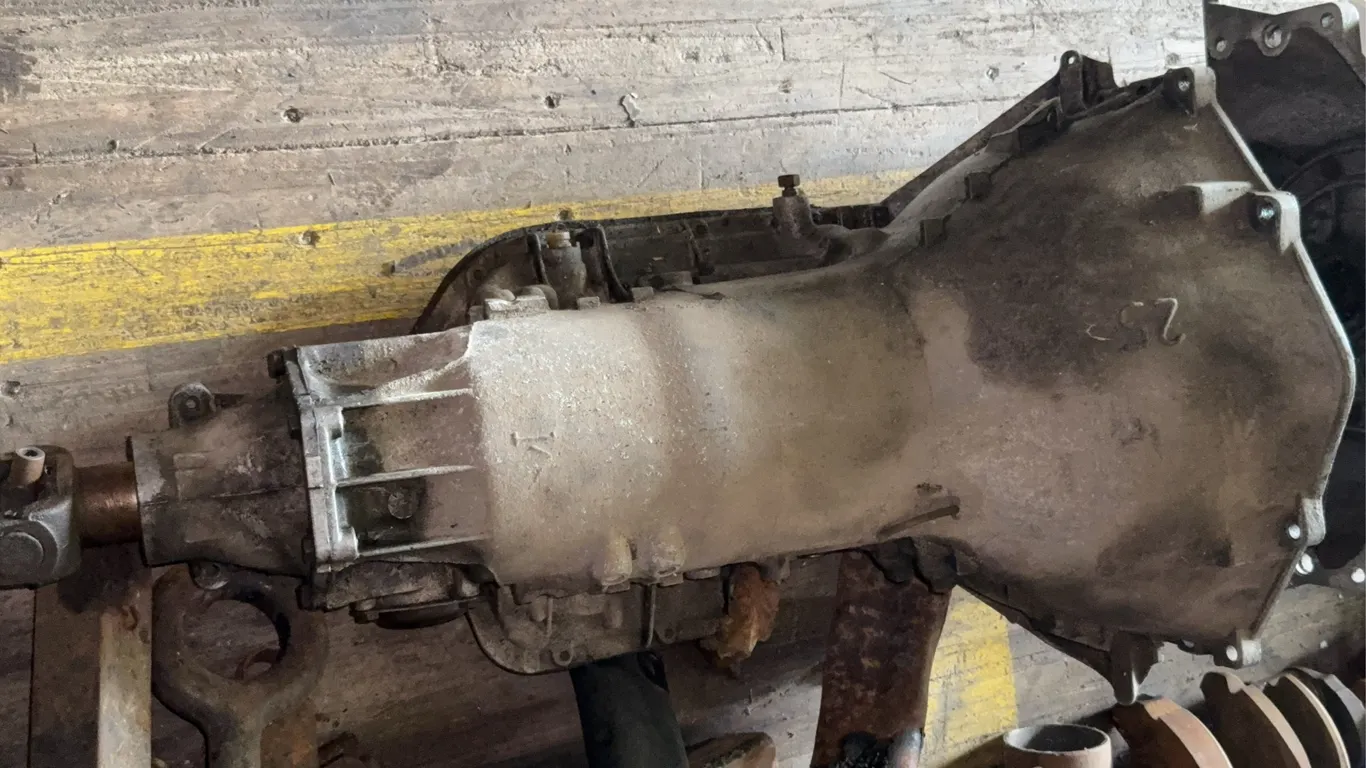 GM Turbo TH350 Automatic Transmission Assembly With Tailshaft