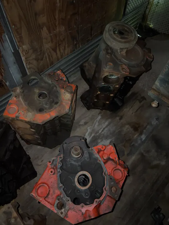 Chevrolet V8 Cast Iron Engine Blocks and Components
