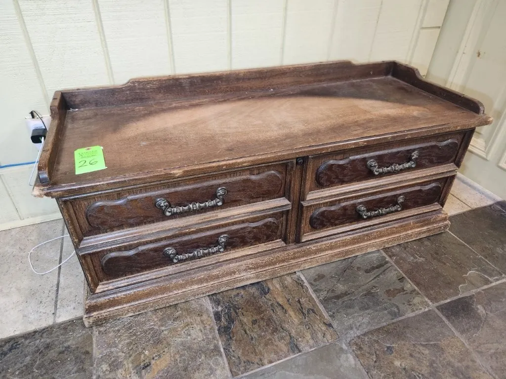 Lane Cedar Chest