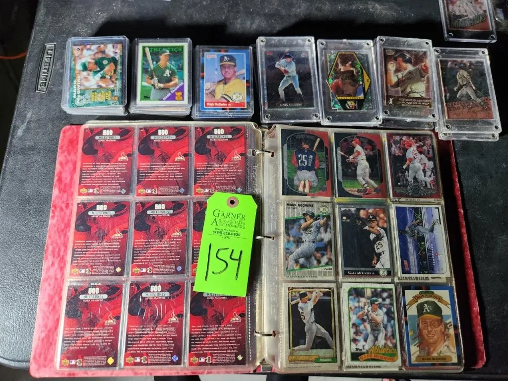 100 Mark McGwire Baseball Cards