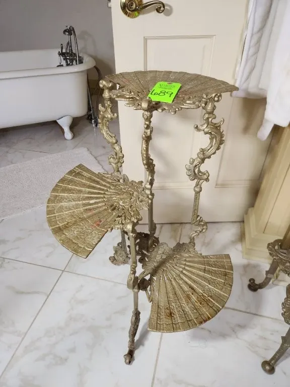 Metal 3 Tiered Plant Stand w/ Fan Shaped Shelves