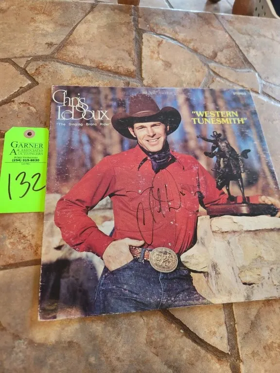 Autographed Chris LeDoux Western Tunesmith Vinyl Album