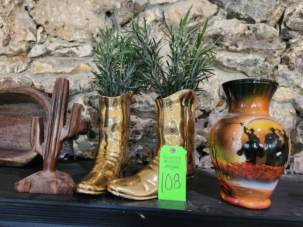 Western Decor Lot on Mantle