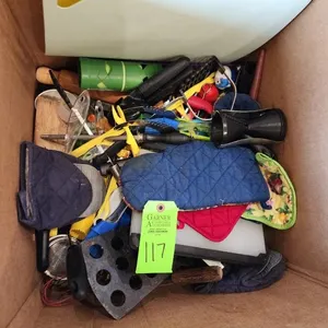 Misc. Kitchen Items in Box