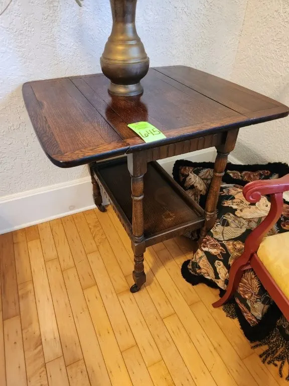 Drop Leaf Table on Casters