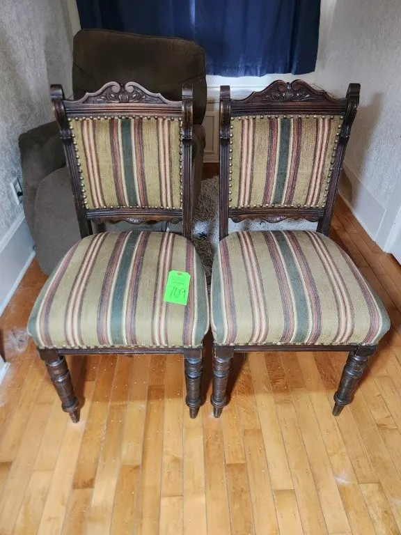 2 Chairs