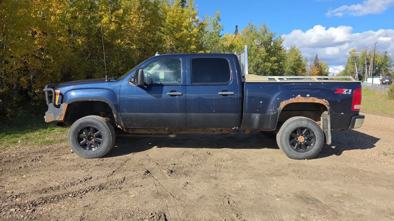 2010 GMC 2500 Z71 Pickup