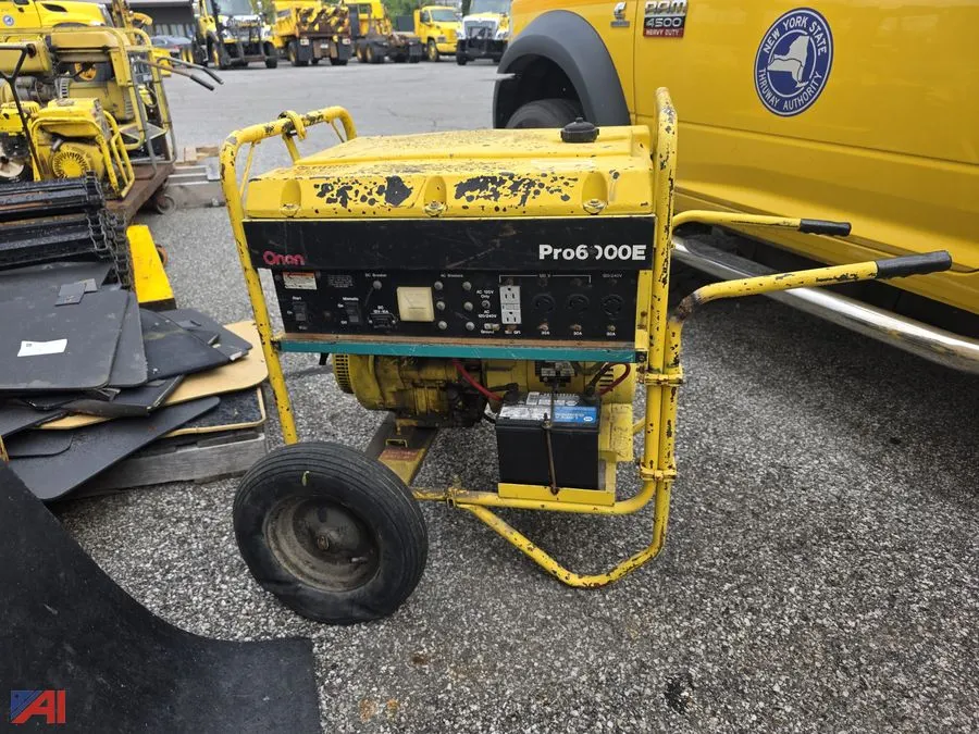 (#8)(26-20-0233-E) Pro6000E 5500W Portable Generator