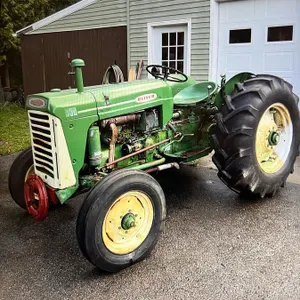 1958 Oliver 550 Tractor