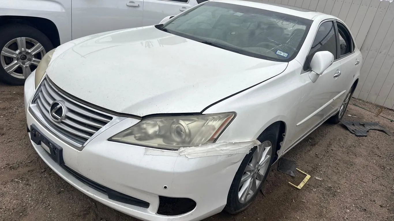 2010 LEXS ES350 4D JTHBK1EG4A2411873