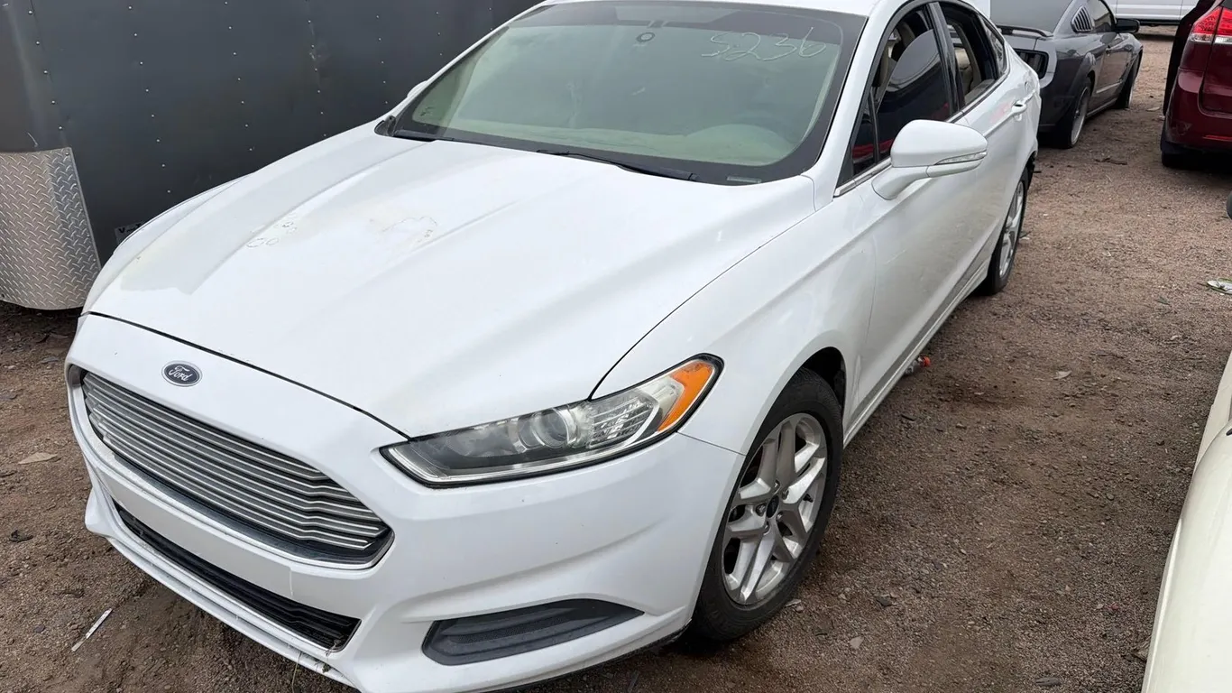 JUNK 2013 FORD FUSION 4D 3FA6P0H78DR304518