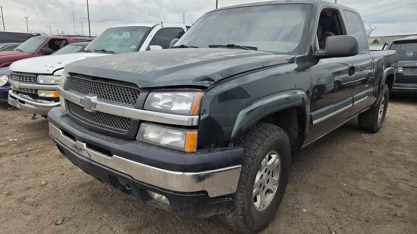 2004 CHEV SILVERADO PK 1GCEK19T74E372169