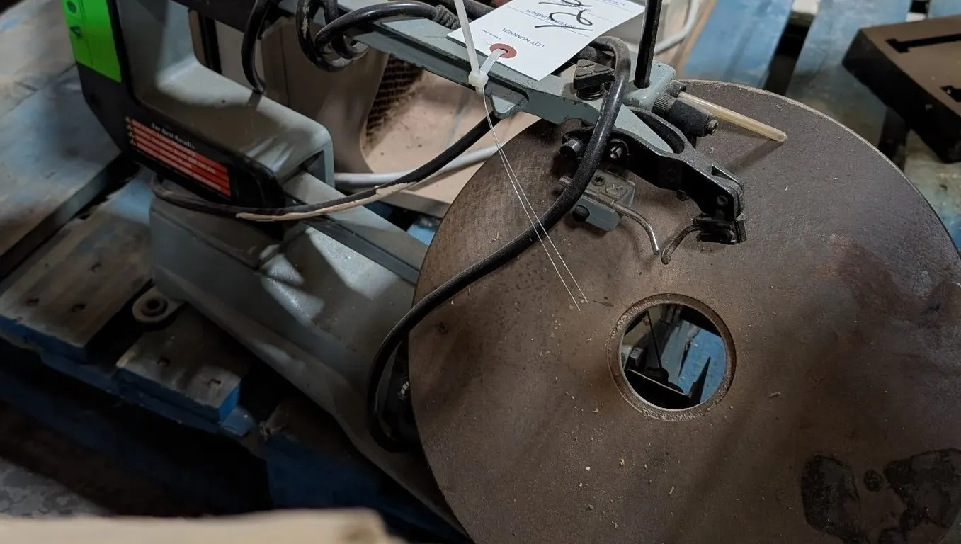 Delta 16" Variable Scroll Saw