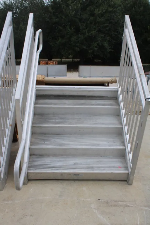Aluminum Stairs