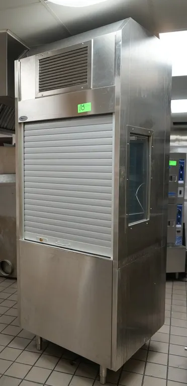 Regal Pinnacle Integration Commercial Refrigerator Display