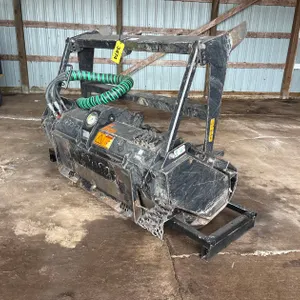 CAT HM215C Mulcher