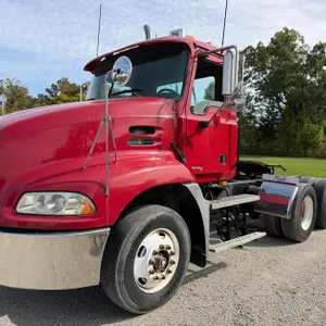 2006 Mack Vision Day Cab