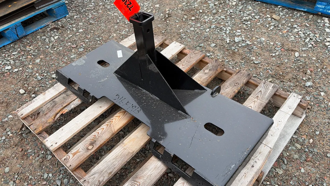 Unused Kit Containers QT-TM Skid Steer 2" Hitch Adapter