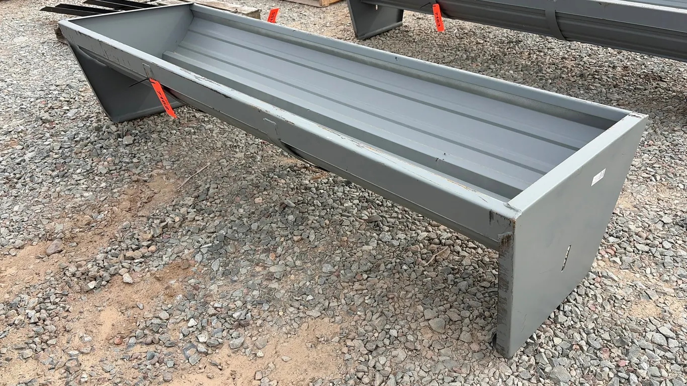 Unused Kit Containers CFX-90 Feed Trough