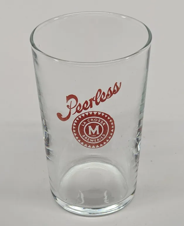LA CROSSE BREWERIES PEERLESS BEER DRINKING GLASS WISCONSIN