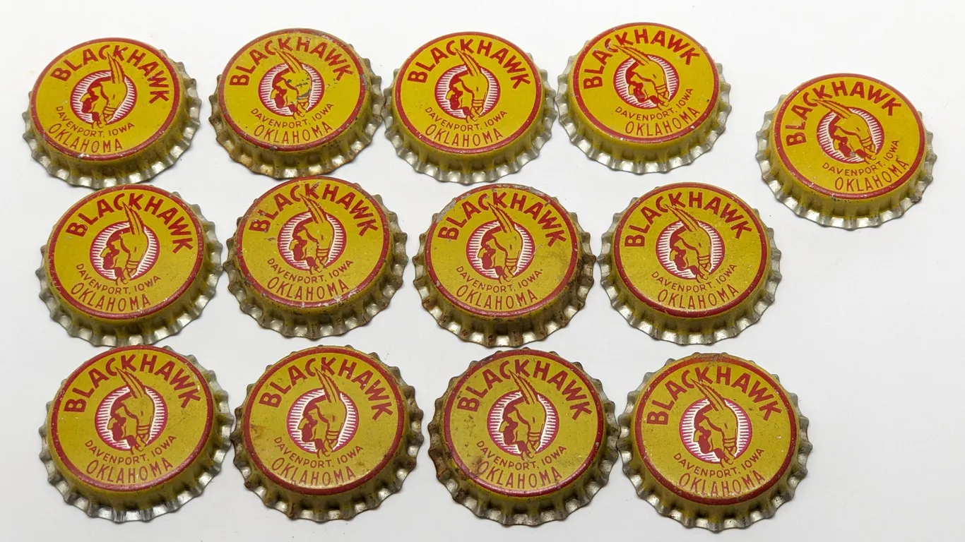 13 CORK LINED BOTTLE CAP CROWNS BLACKHAWK BEER DAVENPORT IOWA (OKLAHOMA)