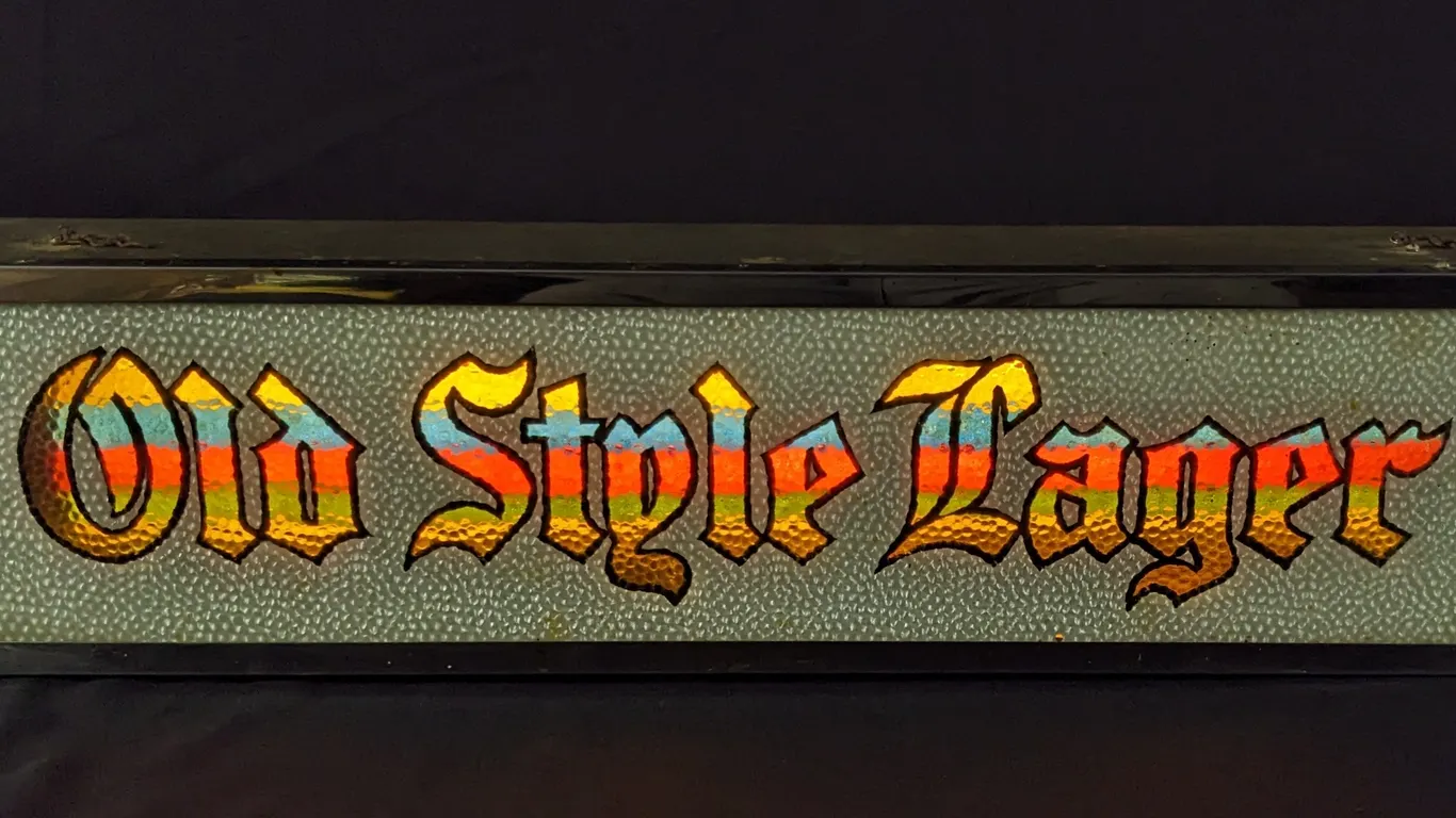 HEILEMANS OLD STYLE LAGER BEER LIGHTED MOTION SIGN LA CROSSE WISCONSIN