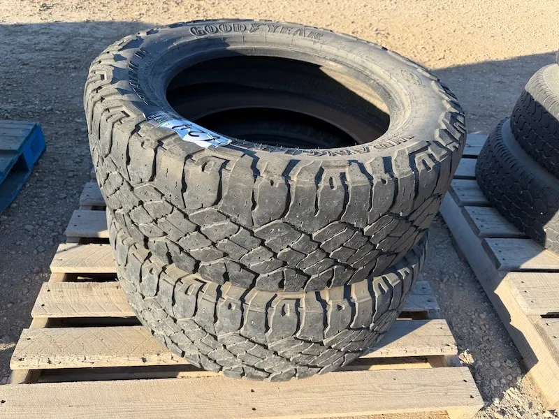 (2) Goodyear Wrangler Duratrac LT 275/60 R20 Truck Tires