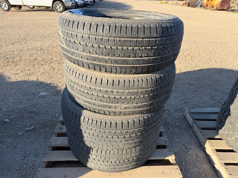 (4) Bridgestone Dueler 275/55 R20 Tires
