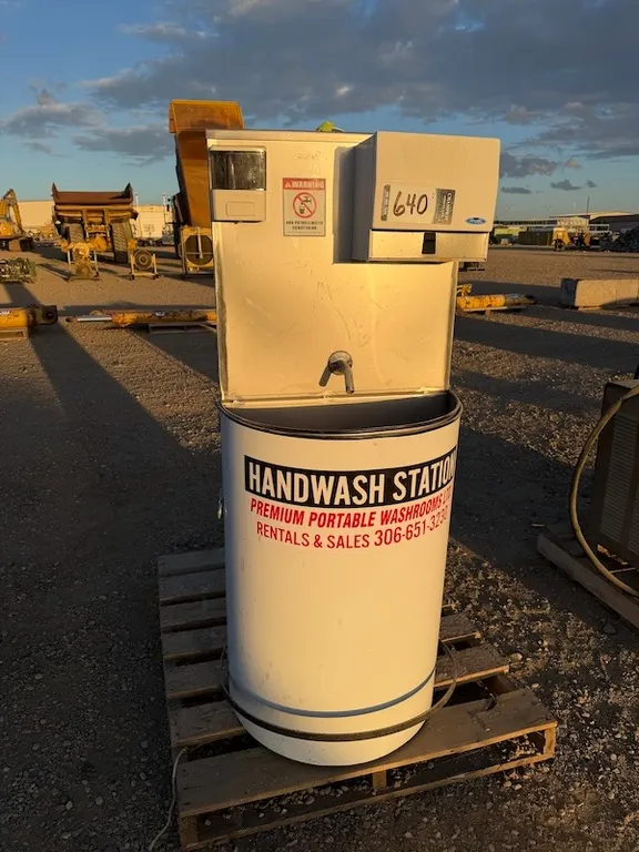 Portable Handwashing Station