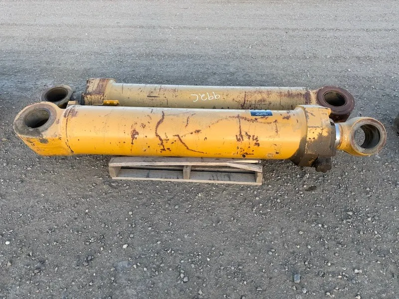 (2) HD High Lift Hydraulic Cylinders for 992C Cat