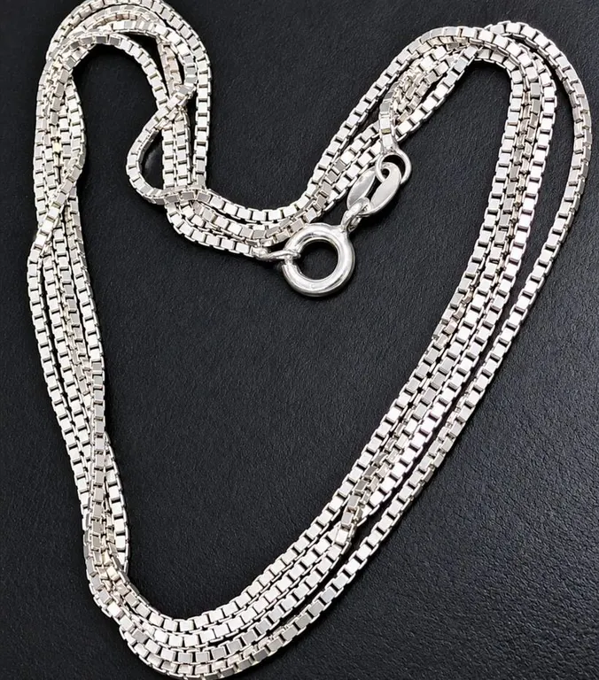 SILVER(6.1G), CHAIN 28" SUGGESTED RETAIL VALUE $200