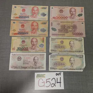 8 Vietnam Currency Notes - Qty 1