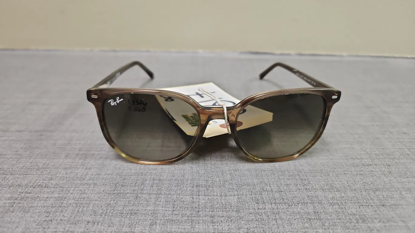 Ray Ban Sunglasses - Qty 1