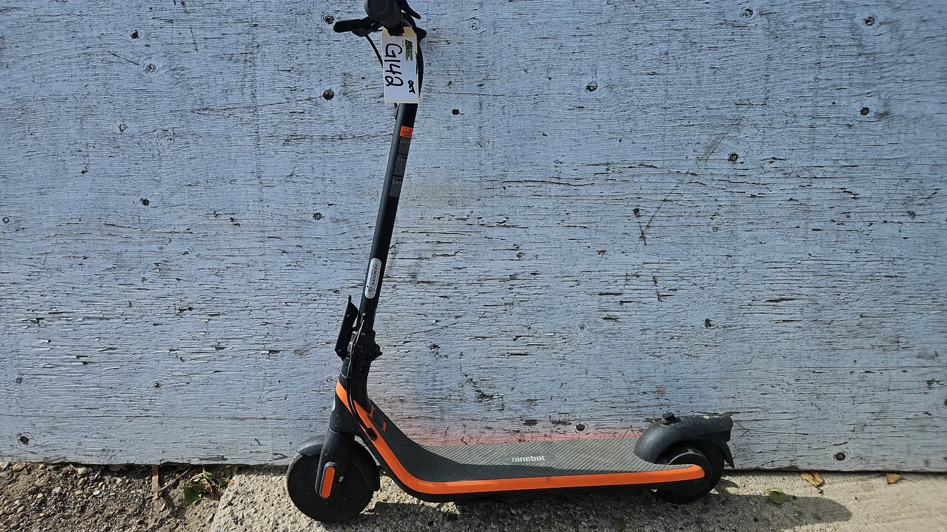 Segway Ninebot Electric Scooter - Qty 1 *No Cord*