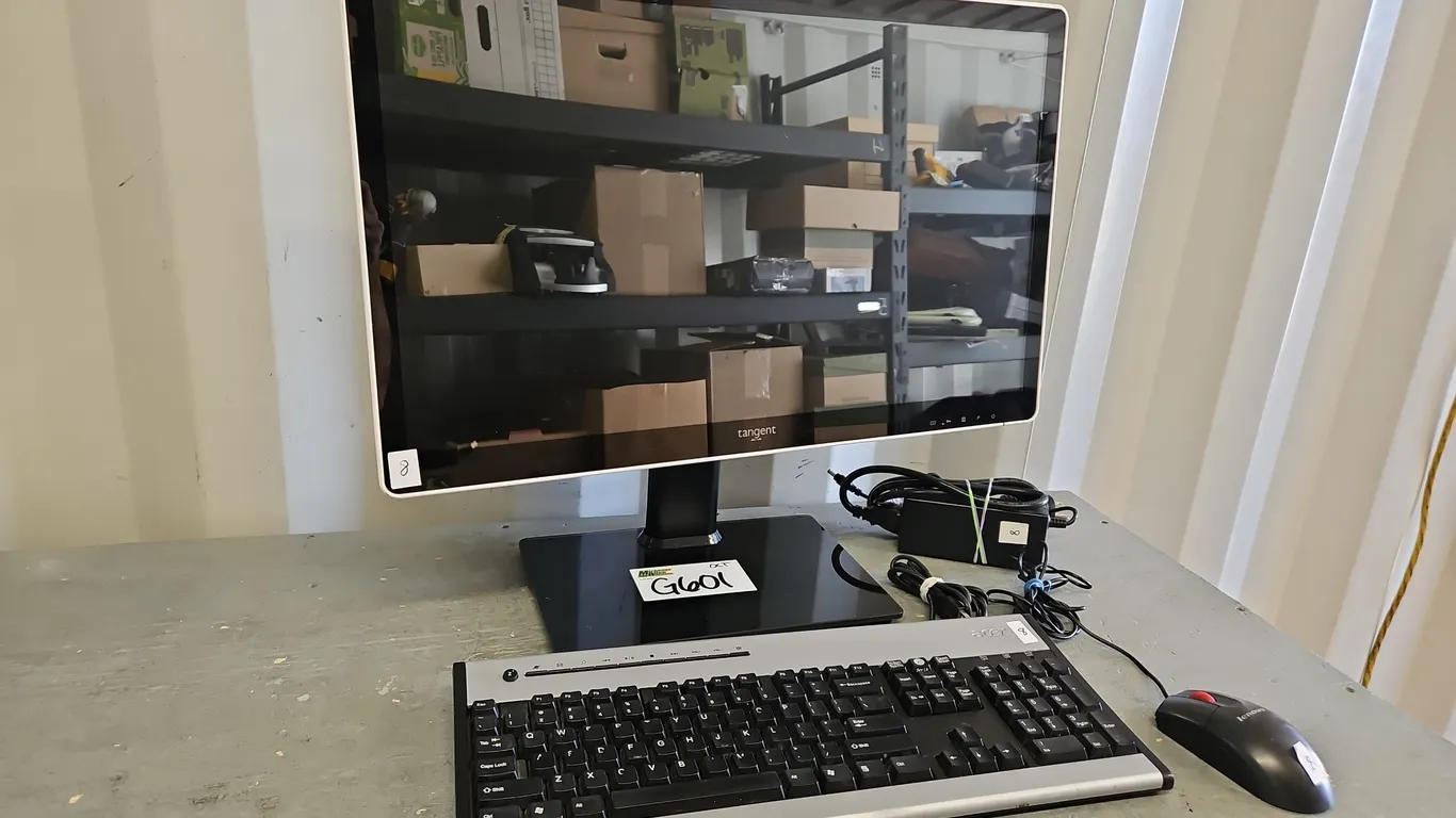 Tangent Medex M24T All-in-One Desktop Computer with Keyboard, Mouse and Power Cord - Qty 1