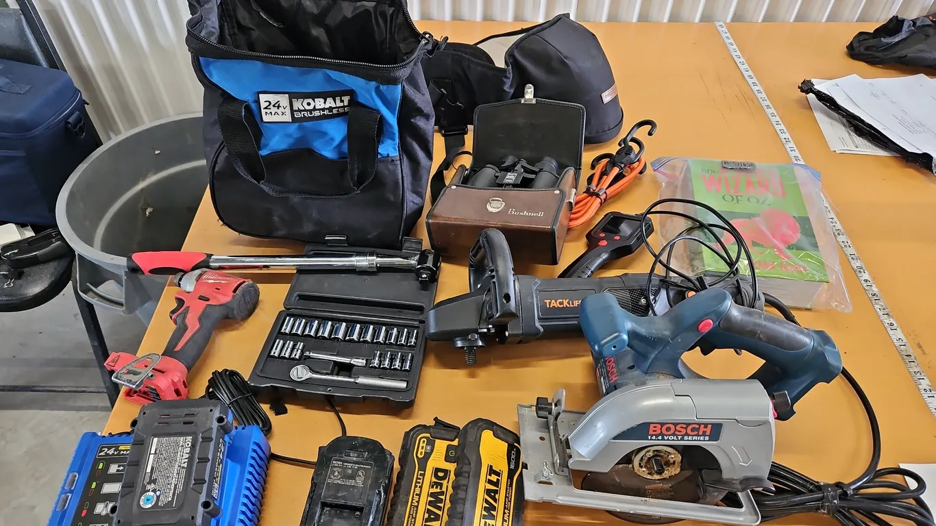 Bosch circular saw, tacklife grinder Milwaukee drill and other miscellaneous items